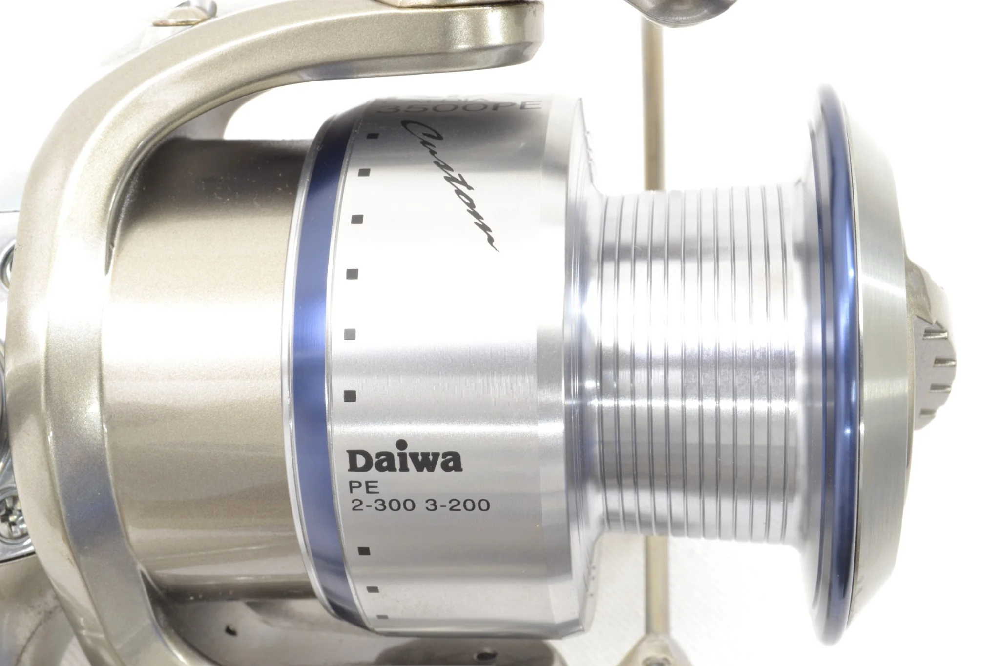 Used Daiwa Caldia KIX Custom 3500PE - Image 8